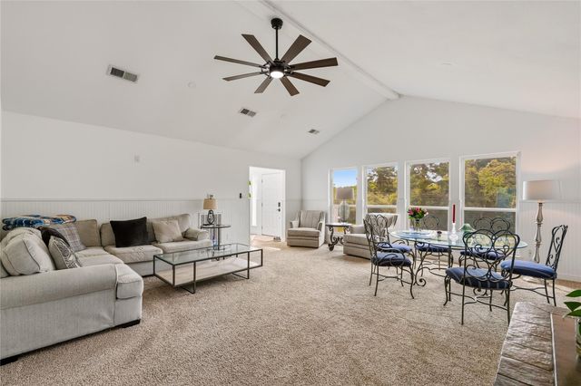 2301 S Kemah Drive S, Kemah, TX 77565