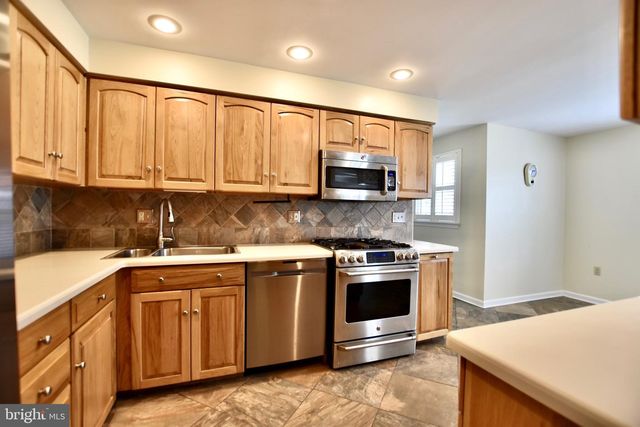 44 BROOKLINE, Laurel Springs, NJ 08021