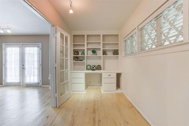 1744 Westbrooke Terrace, Norman, OK 73072