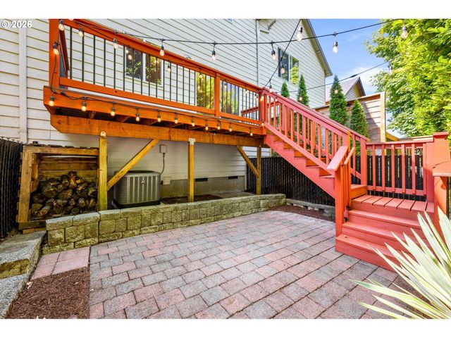 14675 Sw CATALINA Dr, Portland, OR 97223