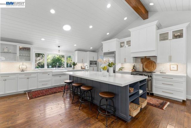 1397 Pine Tree Dr, Alamo, CA 94507