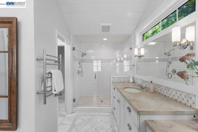 1397 Pine Tree Dr, Alamo, CA 94507