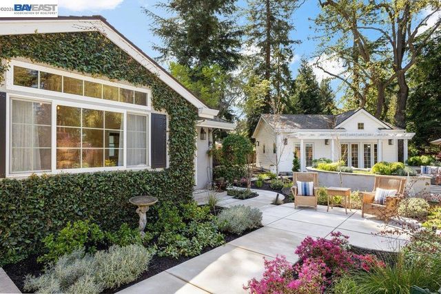 1397 Pine Tree Dr, Alamo, CA 94507