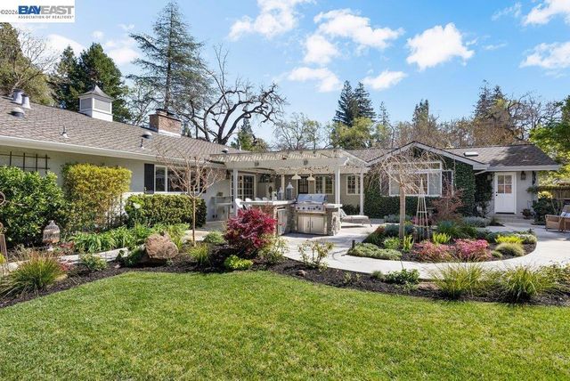 1397 Pine Tree Dr, Alamo, CA 94507