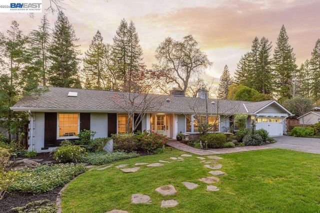 1397 Pine Tree Dr, Alamo, CA 94507