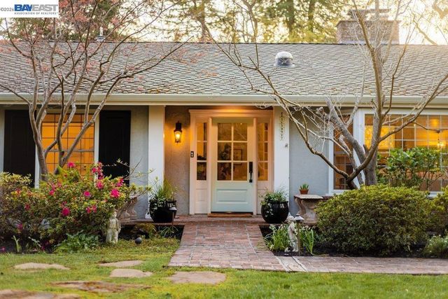 1397 Pine Tree Dr, Alamo, CA 94507