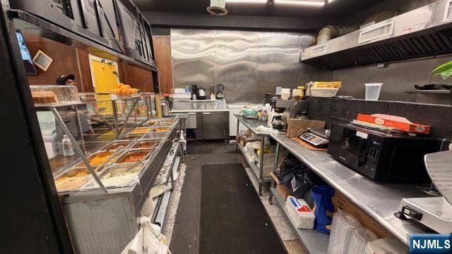 55 Broadway, Newark, NJ 07104