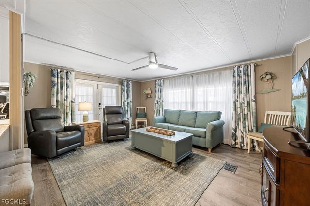 488 Jacklin LN, North Fort Myers, FL 33903