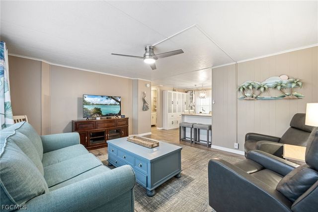 488 Jacklin LN, North Fort Myers, FL 33903