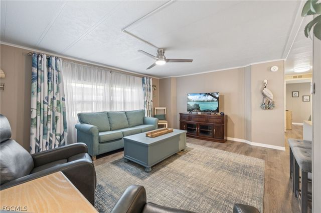 488 Jacklin LN, North Fort Myers, FL 33903