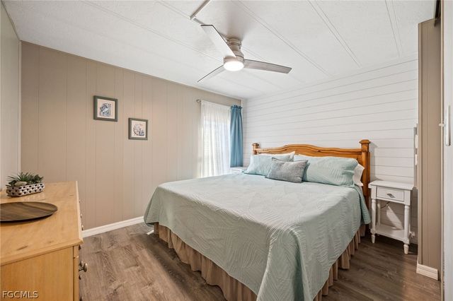 488 Jacklin LN, North Fort Myers, FL 33903