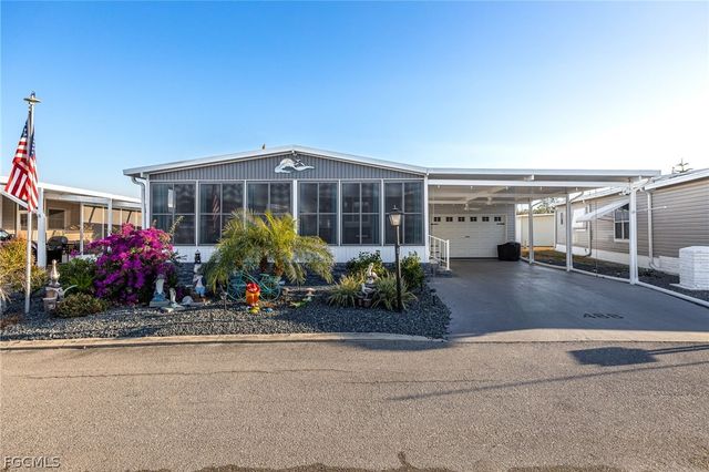 488 Jacklin LN, North Fort Myers, FL 33903