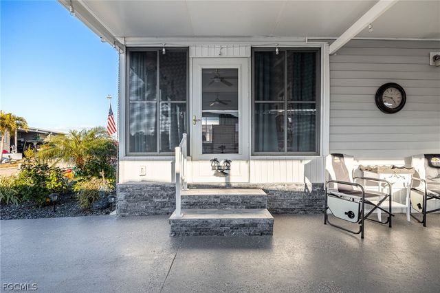 488 Jacklin LN, North Fort Myers, FL 33903