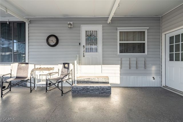 488 Jacklin LN, North Fort Myers, FL 33903