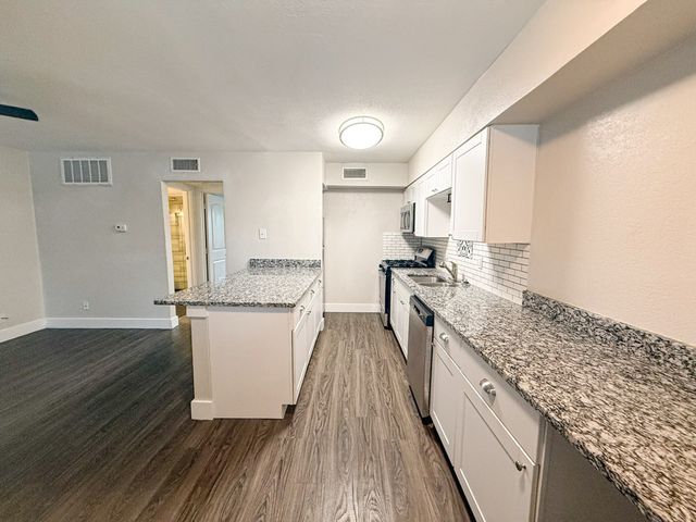 5928 Fletcher Avenue 18, Fort Worth, TX 76107