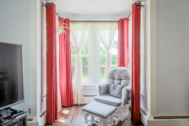 91 Green Avenue, Castleton-on-hudson, NY 12033