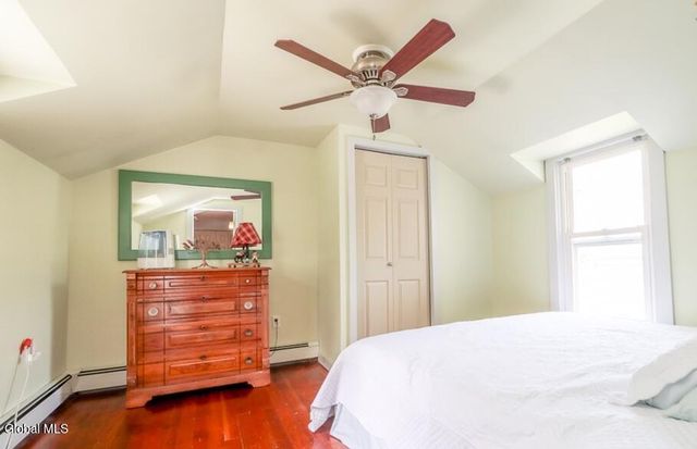 91 Green Avenue, Castleton-on-hudson, NY 12033