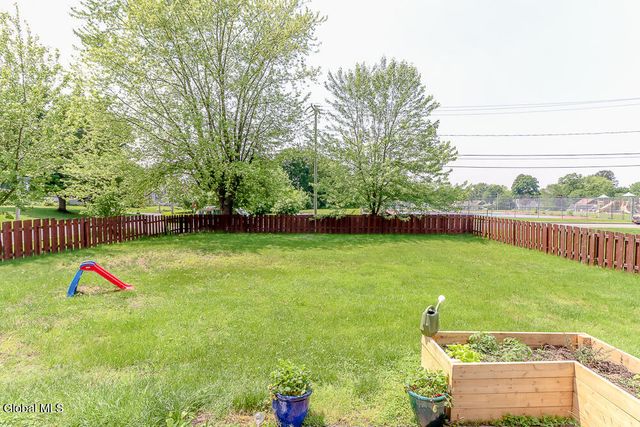 91 Green Avenue, Castleton-on-hudson, NY 12033