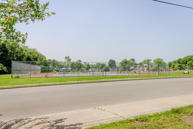 91 Green Avenue, Castleton-on-hudson, NY 12033