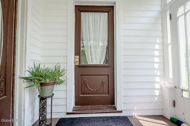 91 Green Avenue, Castleton-on-hudson, NY 12033