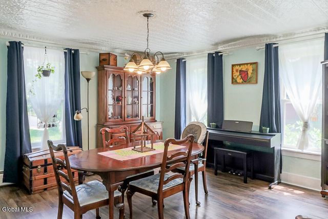 91 Green Avenue, Castleton-on-hudson, NY 12033