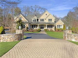 20 Beechcrest Road, East Greenwich, RI 02818