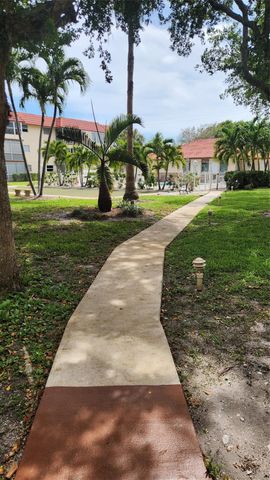 700 SE 6th Ave 205, Deerfield Beach, FL 33441