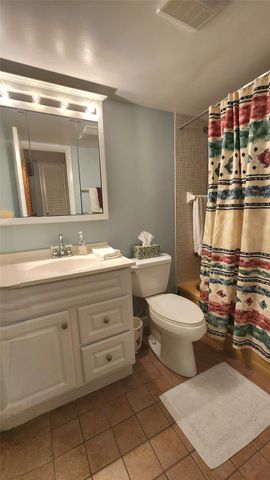 700 SE 6th Ave 205, Deerfield Beach, FL 33441