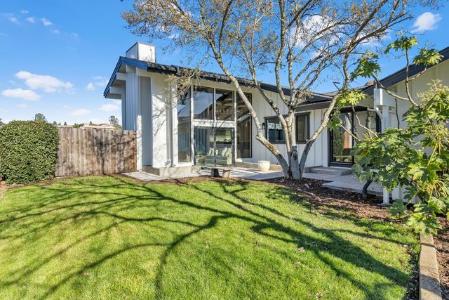 3053 Boeing Rd, Cameron Park, CA 95682