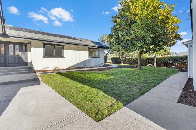 3053 Boeing Rd, Cameron Park, CA 95682