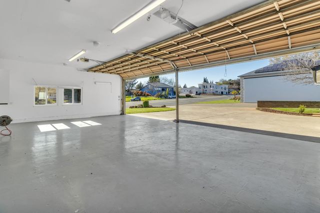 3053 Boeing Rd, Cameron Park, CA 95682