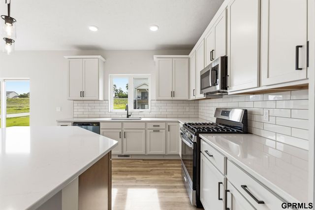 11053 S 217Th Street, Gretna, NE 68028
