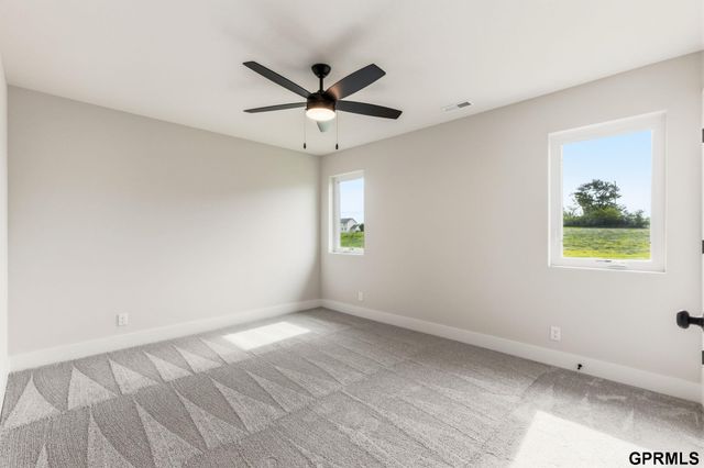 11053 S 217Th Street, Gretna, NE 68028