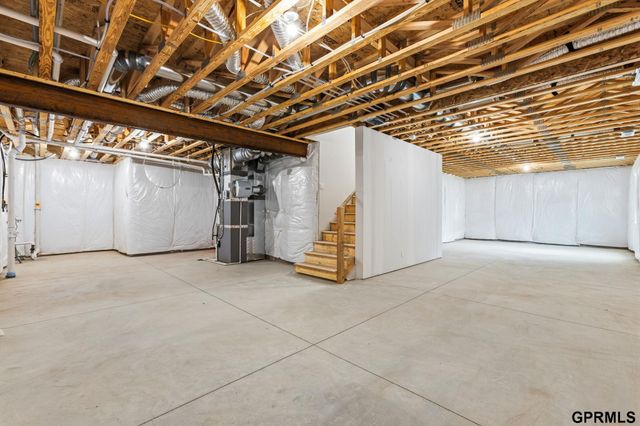 11053 S 217Th Street, Gretna, NE 68028