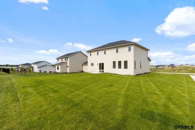 11053 S 217Th Street, Gretna, NE 68028