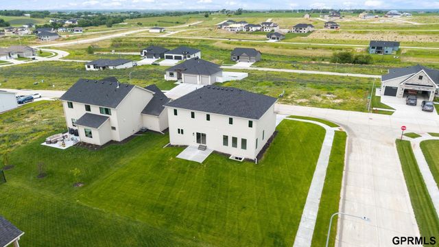 11053 S 217Th Street, Gretna, NE 68028