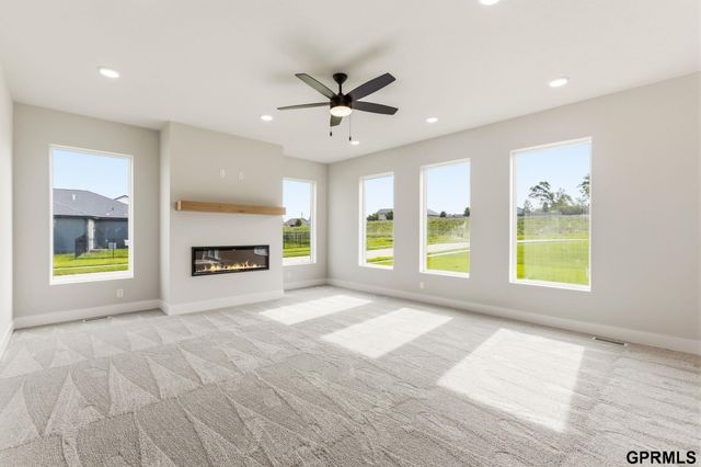 11053 S 217Th Street, Gretna, NE 68028
