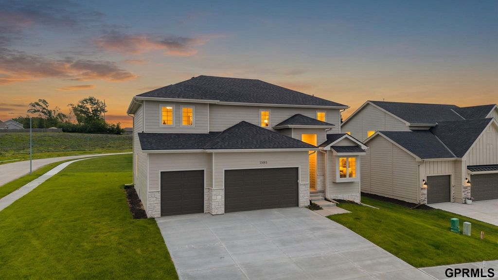 11053 S 217Th Street, Gretna, NE 68028