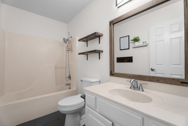 104 Primrose Lane, Branson, MO 65616