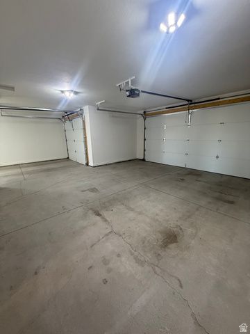 2295 S 3150 W, West Haven, UT 84401