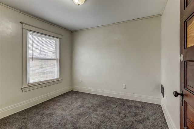 5858 Seneca Street, Detroit, MI 48213