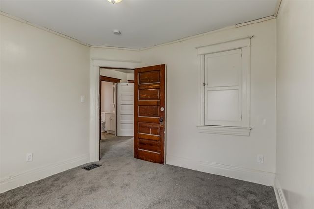 5858 Seneca Street, Detroit, MI 48213