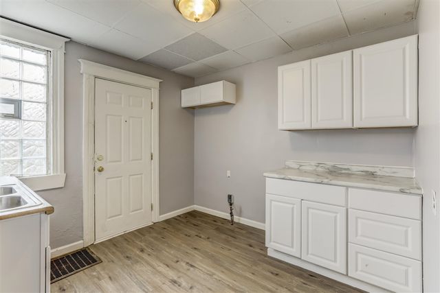 5858 Seneca Street, Detroit, MI 48213