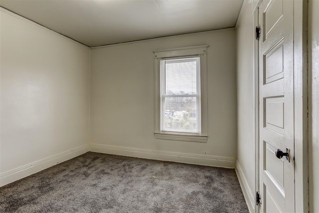 5858 Seneca Street, Detroit, MI 48213