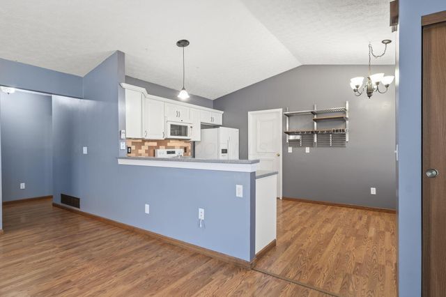 716 Academy Drive, Galloway, OH 43119