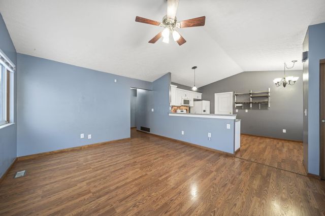 716 Academy Drive, Galloway, OH 43119