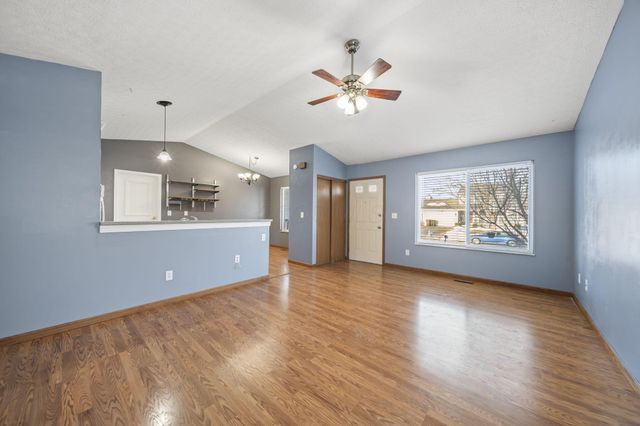 716 Academy Drive, Galloway, OH 43119