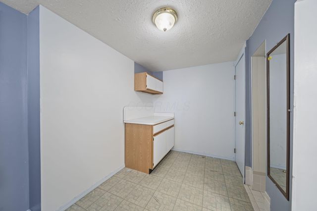 716 Academy Drive, Galloway, OH 43119