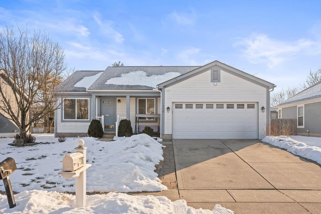 716 Academy Drive, Galloway, OH 43119