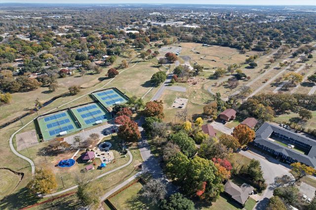 1213 Lexington Drive, Corsicana, TX 75110